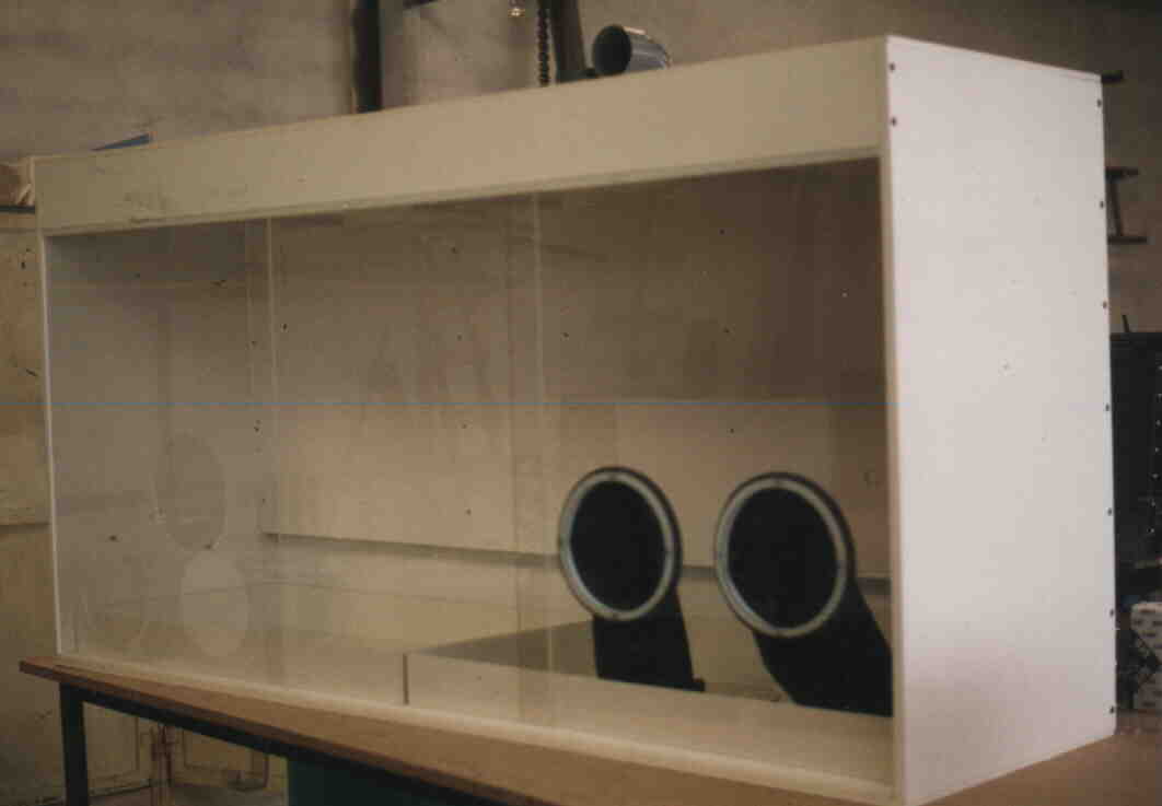 Hotte en PVC expansé